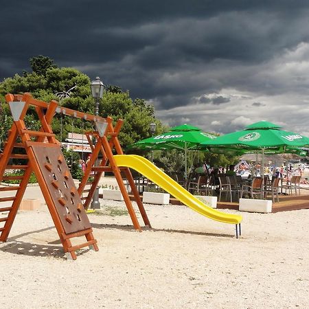 Apartments Tonka Pakoštane エクステリア 写真