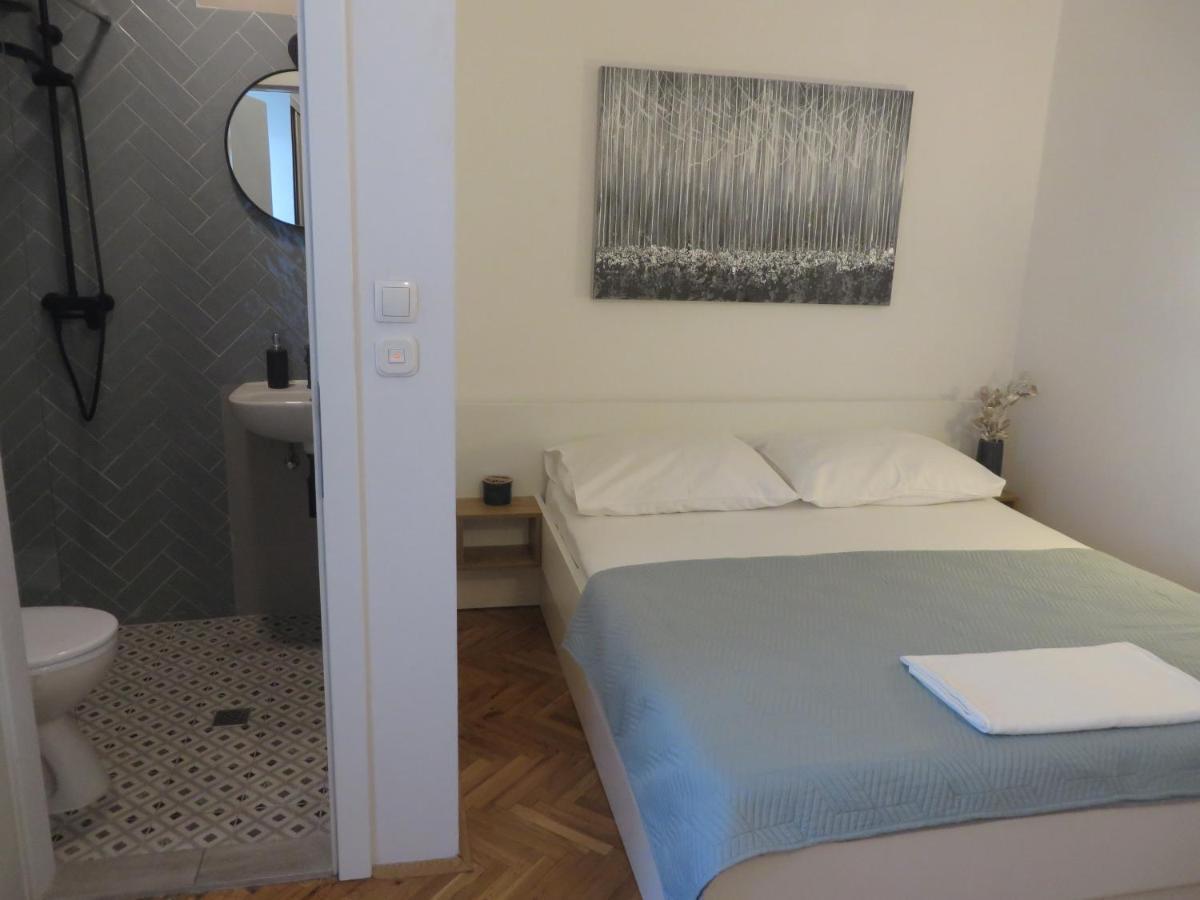 Apartments Tonka Pakoštane エクステリア 写真