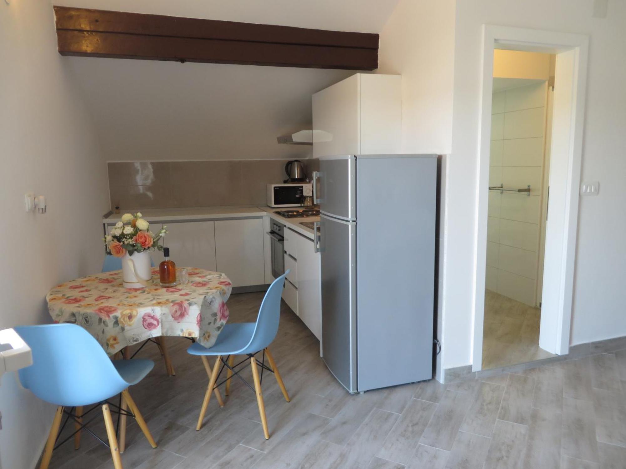 Apartments Tonka Pakoštane 部屋 写真