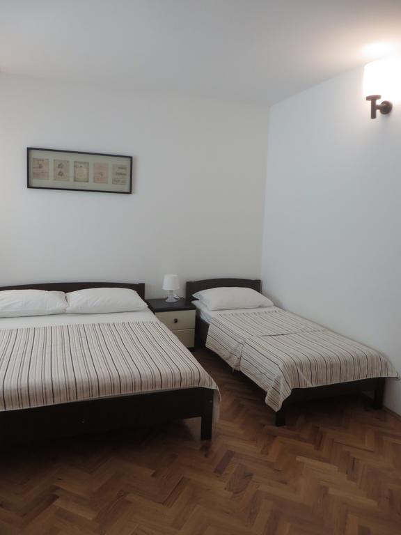 Apartments Tonka Pakoštane 部屋 写真